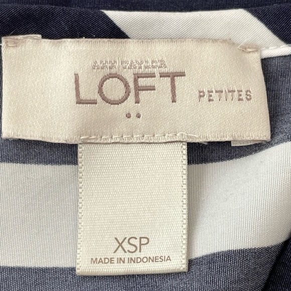 Loft Striped Split Neck Blouse Sz XSP - Picture 4 of 5
